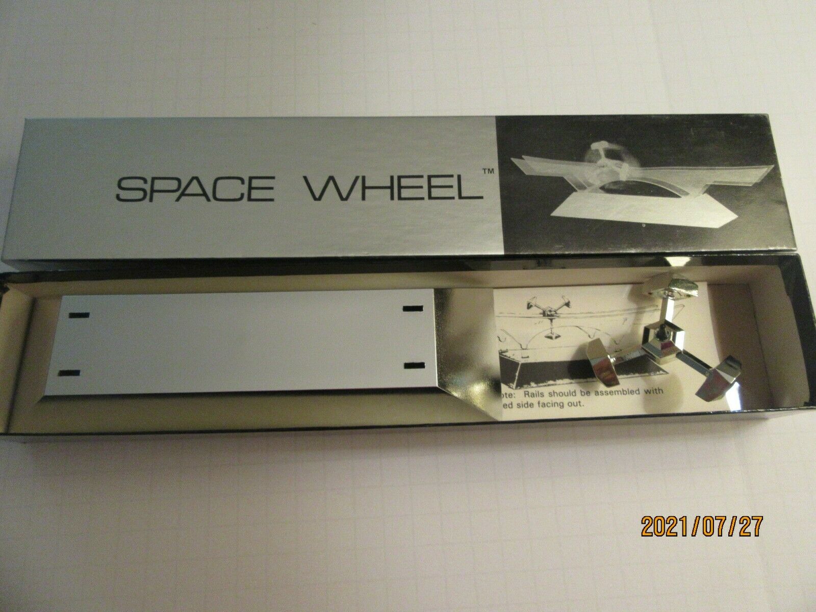 Vintage Space Wheel Andrews Mfg Co Perpetual Motion Kinetic Sculpture